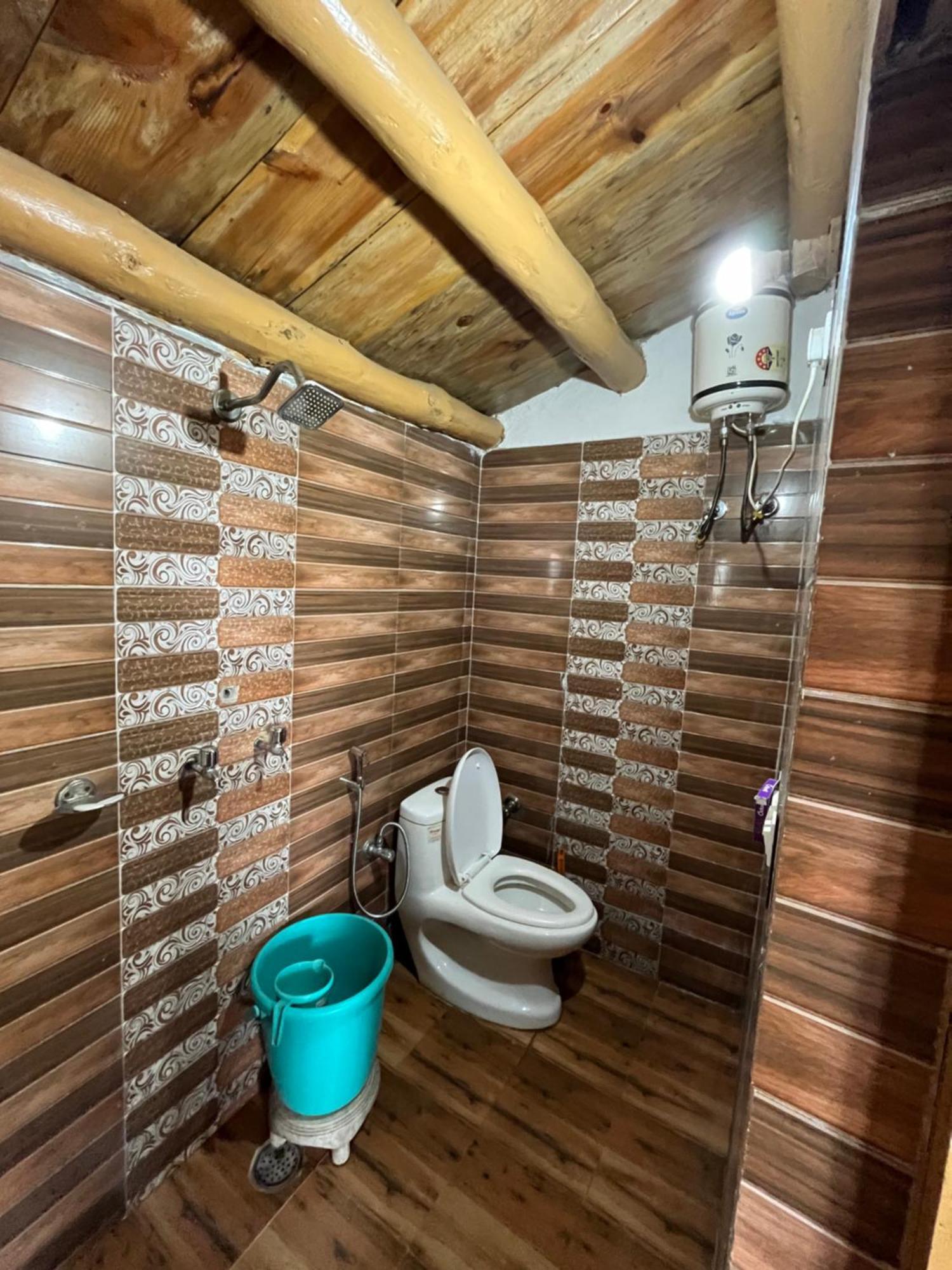 Apple Garden Cottages And Restaurant Dhanaulti Kültér fotó