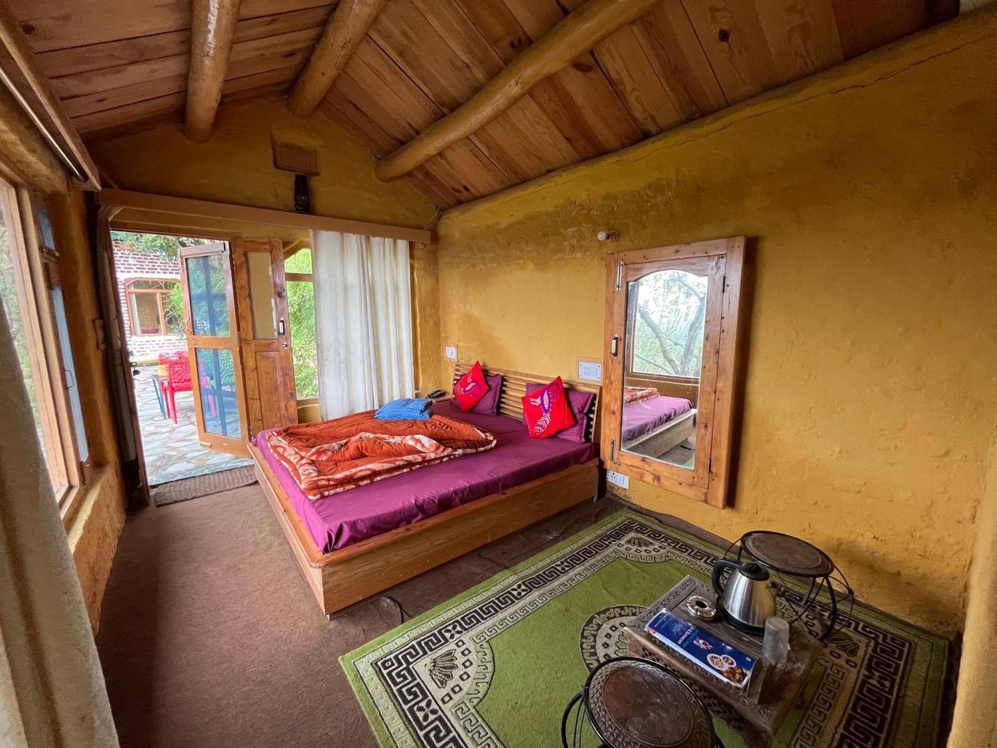 Apple Garden Cottages And Restaurant Dhanaulti Kültér fotó