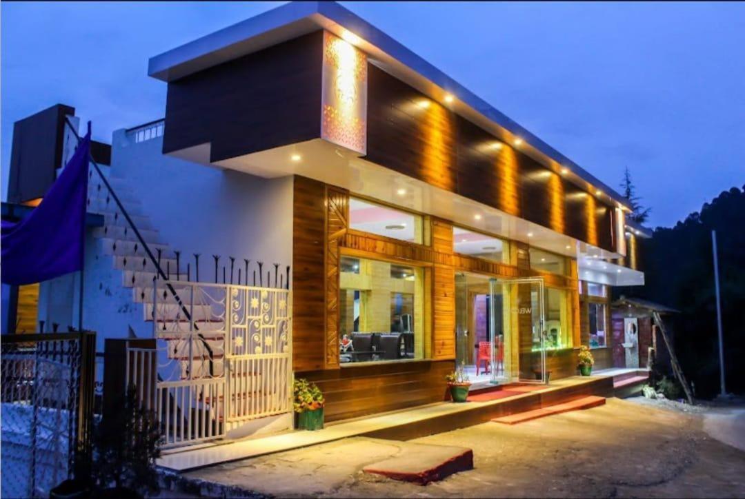Apple Garden Cottages And Restaurant Dhanaulti Kültér fotó